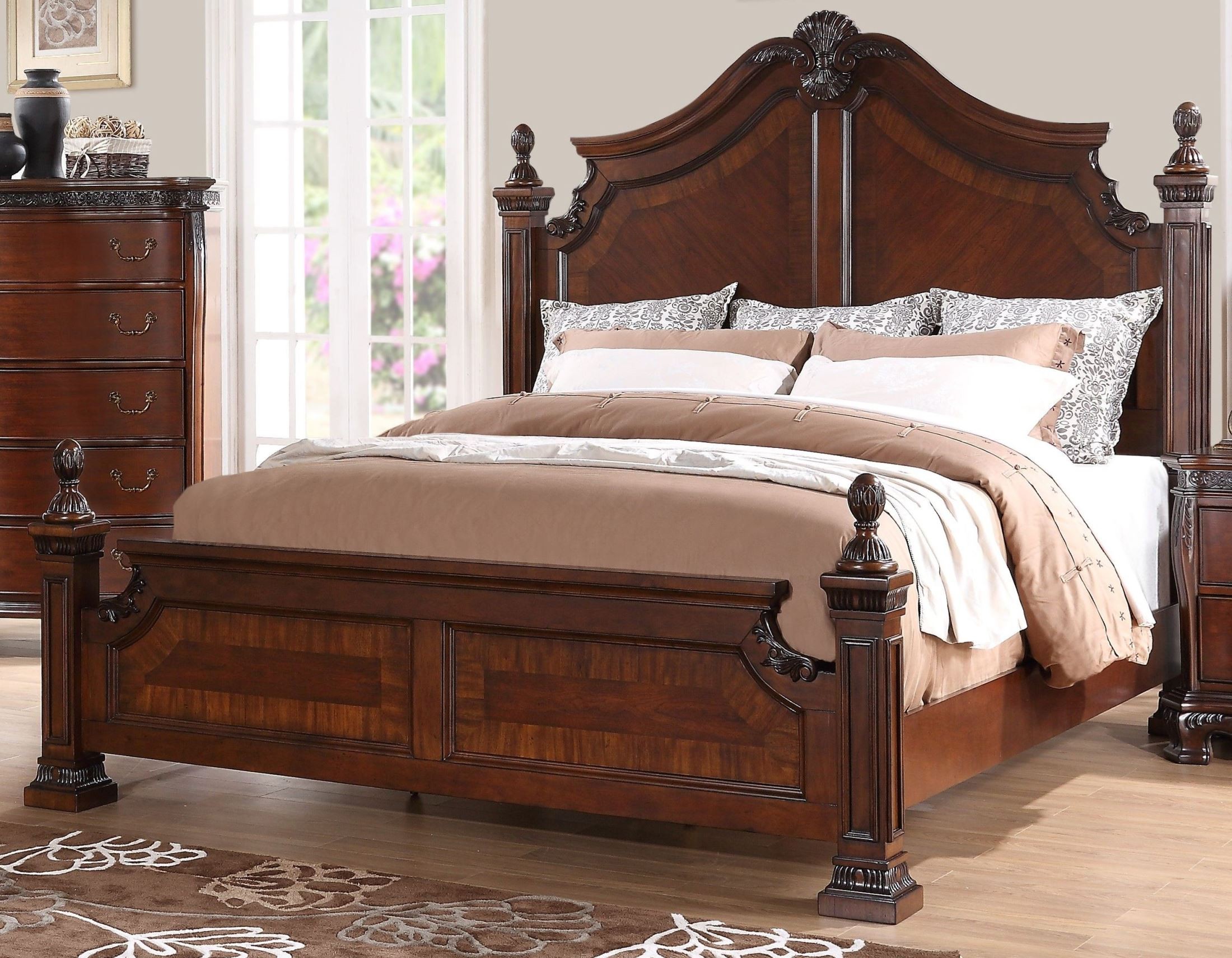 Elsa Mahogany King Poster Bed, B1404110120130, New Classics